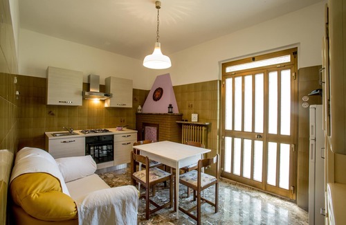 Marotta Apartment | oasis of relaxation not far from the sea, parking in the internal courtyard.
