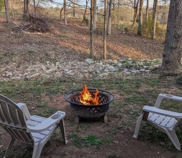 Faber House | Oasis on 151 - Ideal Location on Brew Ridge Trail