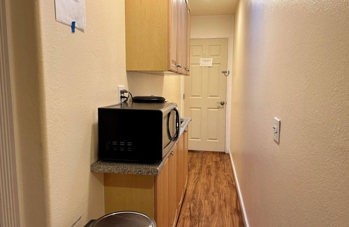 Vista Cottage | Oasis Resort w/private heated pool, water slide, hot-tub, mini golf, firepit