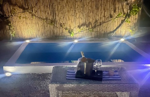 Pythagorio Villa | Oasis Retreat with Private Magnesium Mineral Pool, Hammam bath, Mini Golf Course