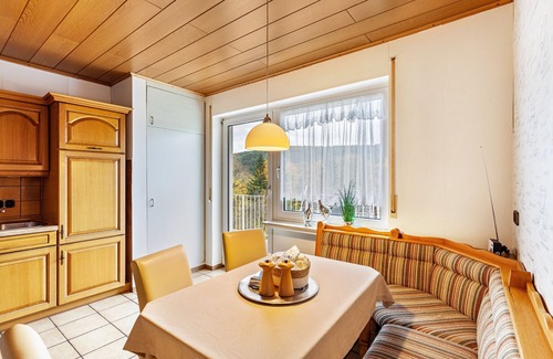 Flape Apartment | Obergeschoss Ferienwohnung, 112qm, 3 Schlafzimmer, max. 8 persons