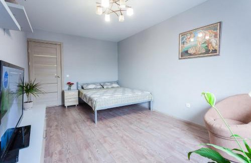 Obolon' Apartment | Obolon metro station