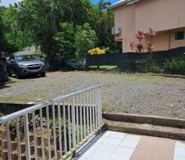 Le Lamentin Apartment | Océanie