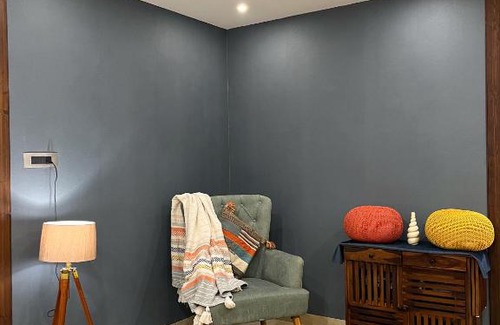 Shimla Apartment | OCB Stays Cozy 1BHK - Ideal for Couples