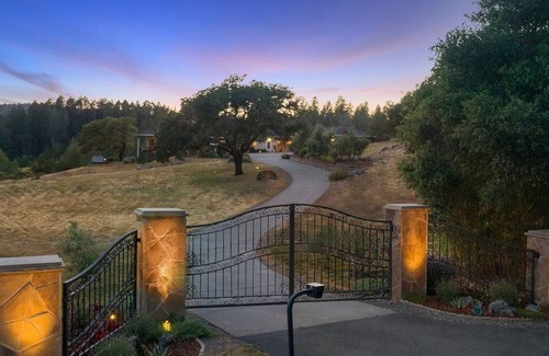 Camp Meeker House | Occidental, CA - Beautiful Wine Country Estate - Private Guest House