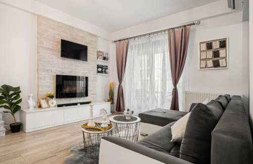 Militari Apartment | OCCO by the Park