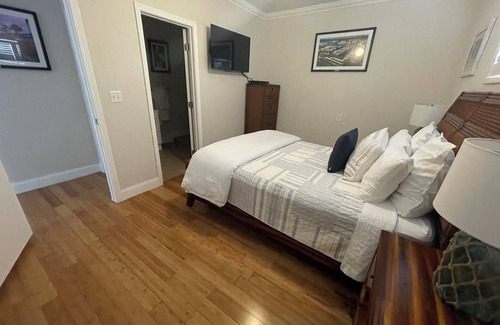 Marathon Resort | Ocean - 2Bed/2Bath Villa Sleeps 4 located at Safe Harbor Marathon Marina