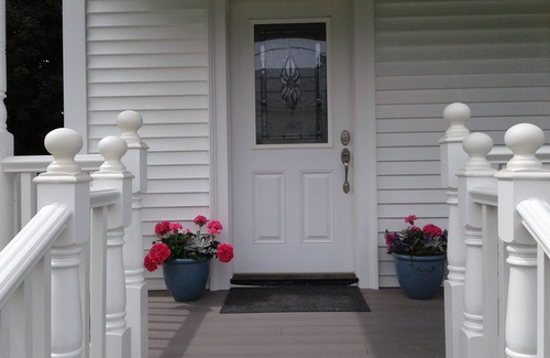 Owls Head House | Ocean Avenue Beach House - Steps to Sandy Beach - Close to Rockland's Main St.