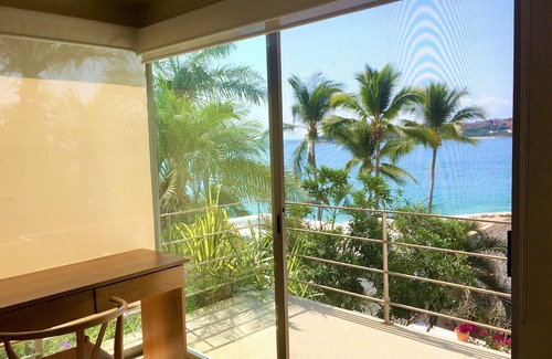 Santa Maria Huatulco Condo | Ocean/Beachfront Residence w/Pool & Resort Access