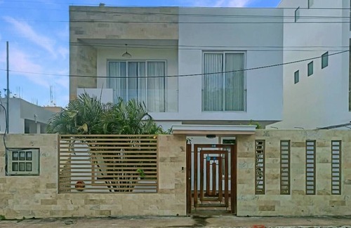 Puerto Baquerizo Moreno Apartment | Ocean Breeze Cozy Suite near for the seawall to San Cristobal Island