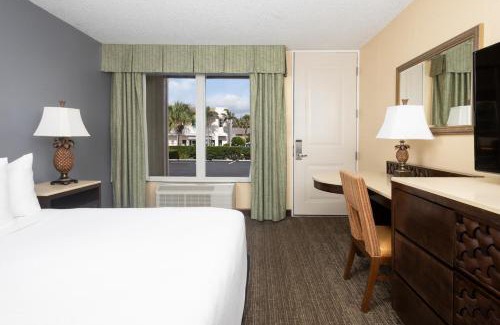 Central Beach Resort | Ocean Breeze Inn Vero Beach