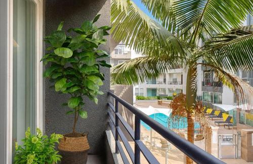Marina del Rey Apartment | Ocean Breeze - Marina del Rey Suites with Pool, Gym & Hot Tub