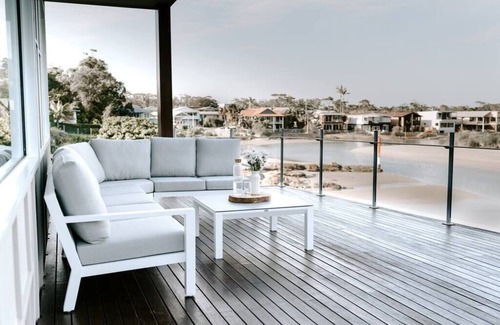 Currarong House | Ocean Essence Summary