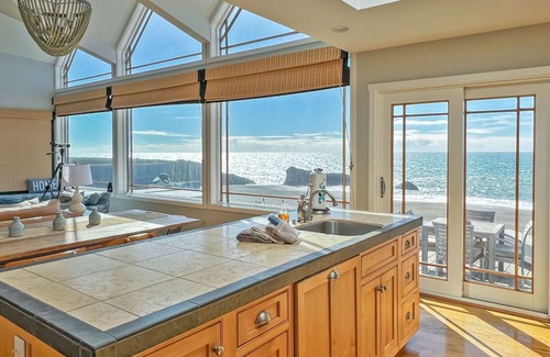 Bodega Bay House | Ocean Fall - Ocean front, private courtyard, deck with hot tub, amazing views