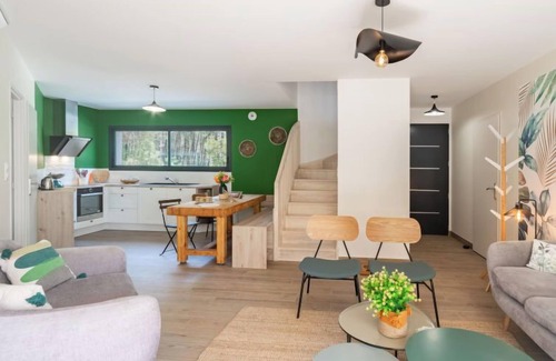 Mimizan House | Ocean forest by Interhome