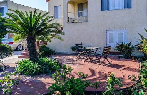 Sunset Cliffs House | ocean front 1-bedroom house in fantastic San Diego with AC, WiFi