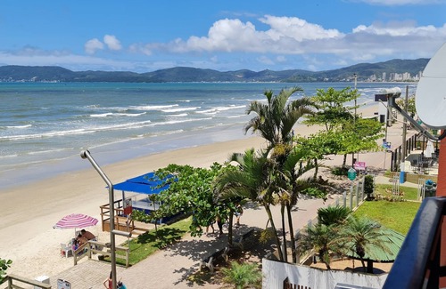 Itapema Apartment | Ocean Front, Apartment 3 bedrooms, 3 bathrooms, Meia Praia, Itapema