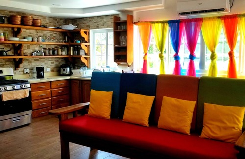 Jiquelite House | Ocean Front beach home in Popoyo, Limon 2, Tola, Nicaragua. 4br-4b.Great Surfing