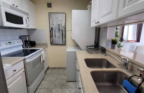 Isla Verde Apartment | OCEAN FRONT CORAL BEACH