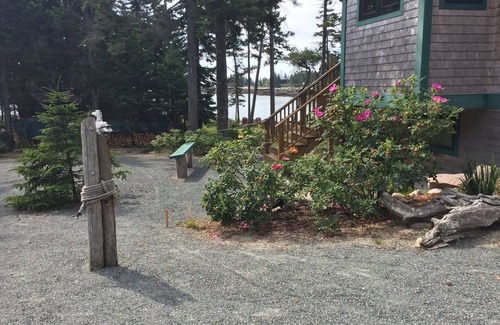 Prospect Harbor Cottage | Ocean Front Cottage On Quiet Birch Harbor