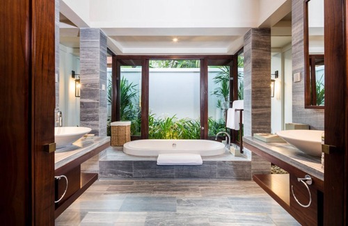 Cam Lam Resort | Ocean Front Pool Villa