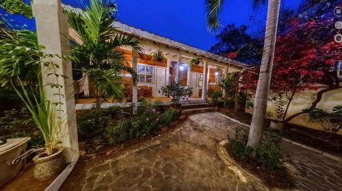 Pochomil House | Ocean Front Private Casita w Pool and AC - Sleeps 4
