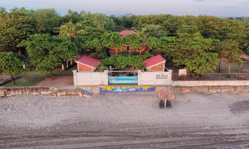 Pochomil House | Ocean Front Private Casita w Pool and AC - Sleeps 4