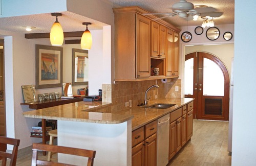 Nazareth Condo | OCEAN FRONT PROPERTY RECENTLY RENOVATED! LISTEN TO THE OCEAN FROM THE PORCHES!