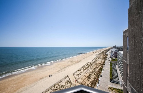 The Pines Condo | Ocean Front Studio Rehoboth Beach