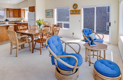 Bayshore House | Ocean Front with Views! Bridge Views! Sandy Beach!