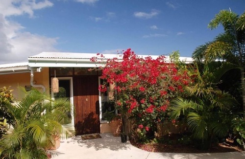 Hart Bay Villa | Ocean Garden - Two suites with large king bedroom