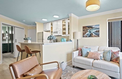 Monterey Condo | Ocean Harbor 318 - Monterey Condo - Serenity by the Sea