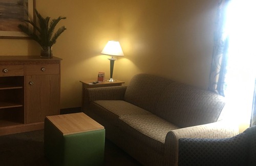 Northeast Virginia Beach Condo | Ocean Key Resort: 2BR 2BA : Bike & Beach Chair Use