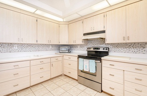 Wilbur-By-The-Sea House | "Ocean Oasis" - Direct, Oceanfront Home -4BR/4BA