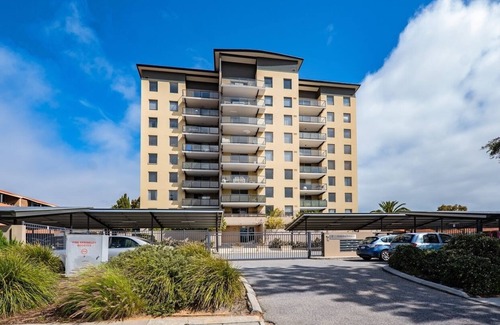 Mosman Park Apartment | Ocean Outlook; a stylish 2BR apartment with sweeping coastal views