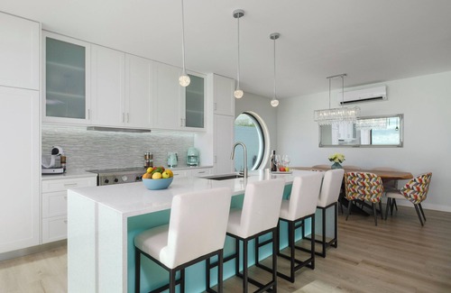 Ponta Garca House | Ocean Pearl - Deluxe Ocean View with Heated Pool