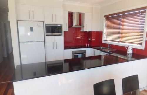 Nambucca Heads Apartment | OCEAN RETREAT - your next holiday and appreciate the views and the style!