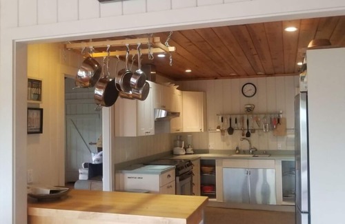 Gualala House | Ocean & River View EVC Hot & Cold Tubs Outdoor Shower Walk to Town Dog Friendly
