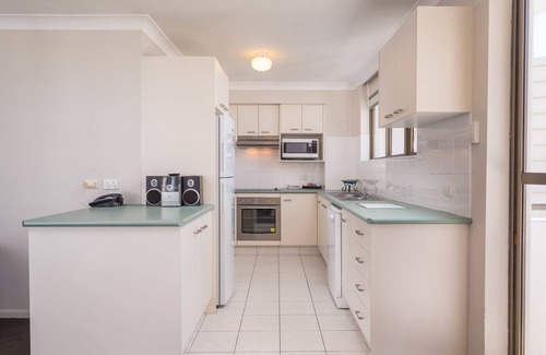 Broadbeach Apartment | Ocean Royale
