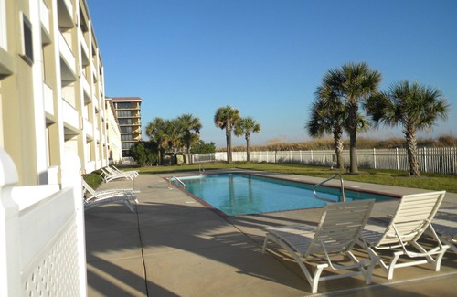 Dauphin Island Condo | Ocean's Edge - Beautiful, 2/2 condo in the Inn at Dauphin Island, with direct G