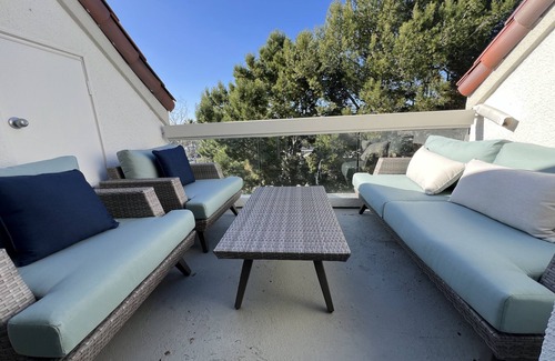 Laguna Niguel House | Ocean View 2BD/2BA Townhome with Air Conditioning, 2 Car Garage, Beach Gear