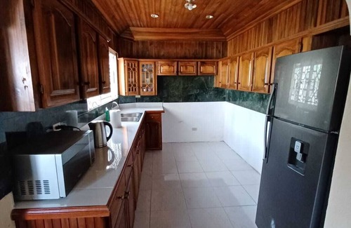 Greenwood Villa | Ocean View 2BR Palm Villa 1st Floor