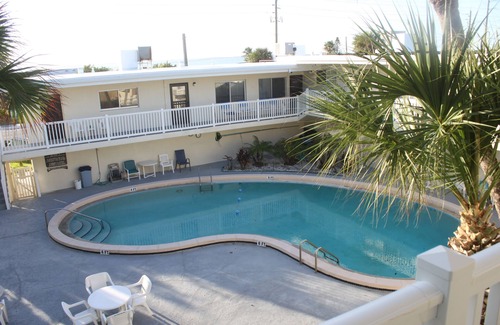 Crescent Beach Condo | Ocean View and Beach View