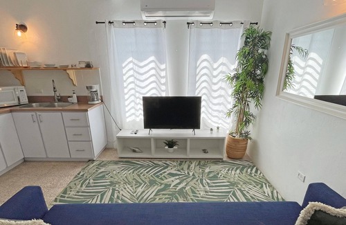 Montalva Apartment | Ocean View Apt with Jacuzzi and Terrance in Playa Santa