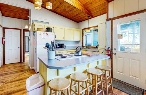 Manzanita Cottage | Ocean-view, dog-friendly home with private hot tub & deck - walk to the beach