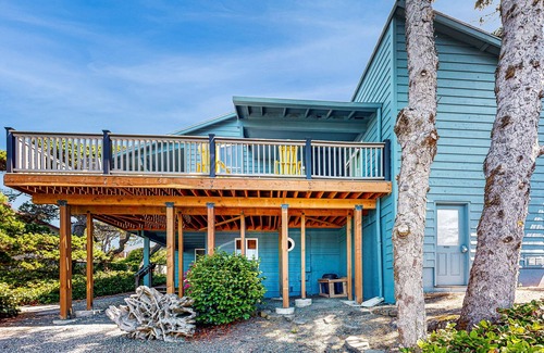 Manzanita Cottage | Ocean-view, dog-friendly home with private hot tub & deck - walk to the beach