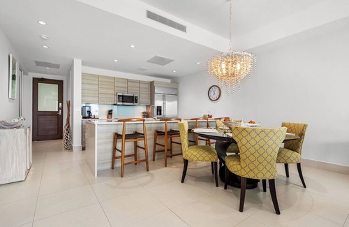 Herreras Apartment | Ocean View Escape - Bahia Beach