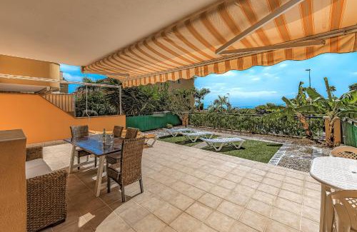 Santiago del Teide Apartment | Ocean view Family Apartment in Playa La Arena