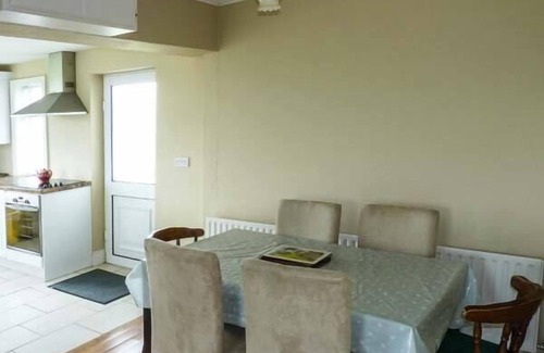 Ballinskelligs Cottage | OCEAN VIEW, family friendly in Ballinskelligs, County Kerry