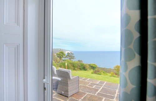 Seaton Cottage | OCEAN VIEW, family friendly, country holiday cottage in Seaton, Devon